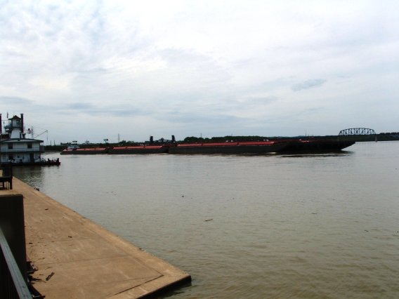 Fuel Barge Train1.JPG