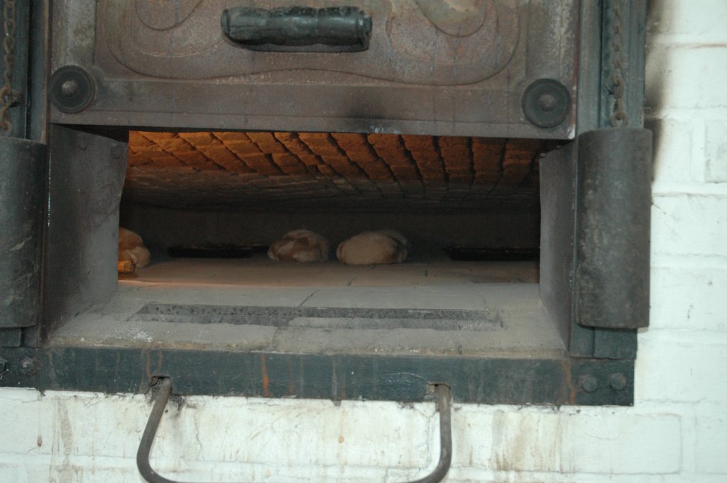 060902_oven02.JPG